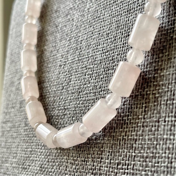ROSE QUARTZ | Elongated Round Cylindrical Beaded Pink Rose Quartz 18" Necklace - Picture 6 of 12
